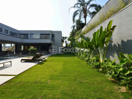Image 38 - 938078