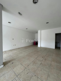 Image 1 - 938352