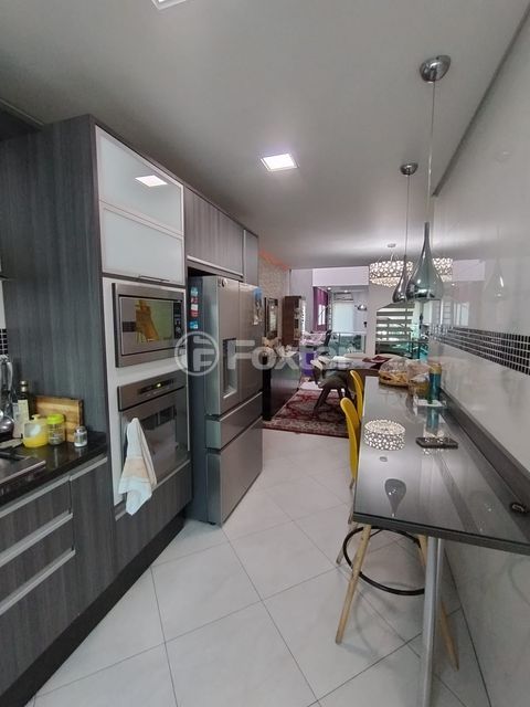 Image 7 - 938937