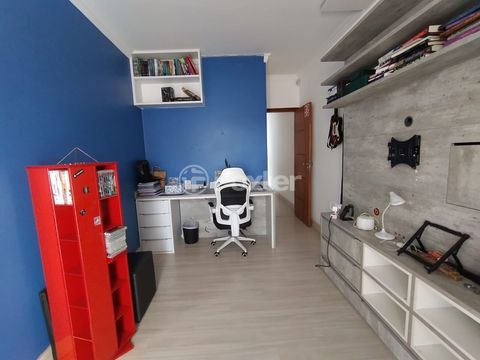 Image 28 - 938937
