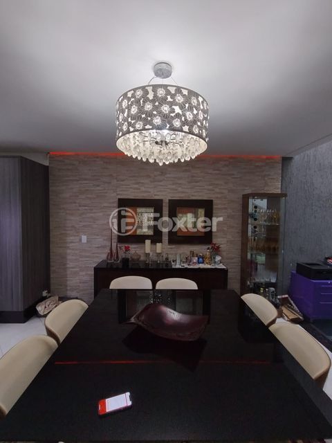Image 3 - 938937