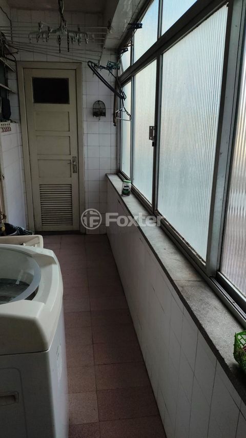 Image 4 - 938955