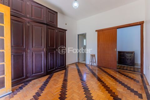 Image 34 - 939080