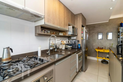 Image 4 - 939333