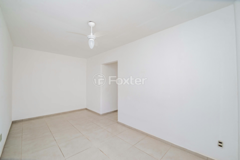 Image 7 - 939522