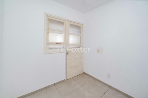 Image 31 - 939522