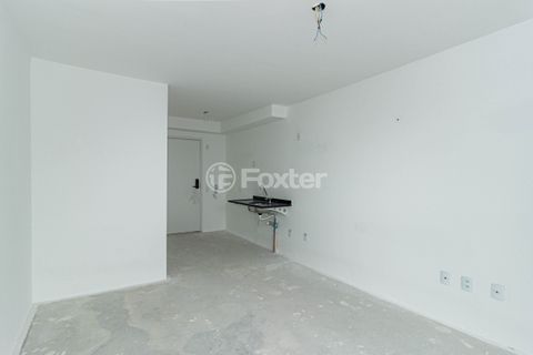 Image 7 - 939558