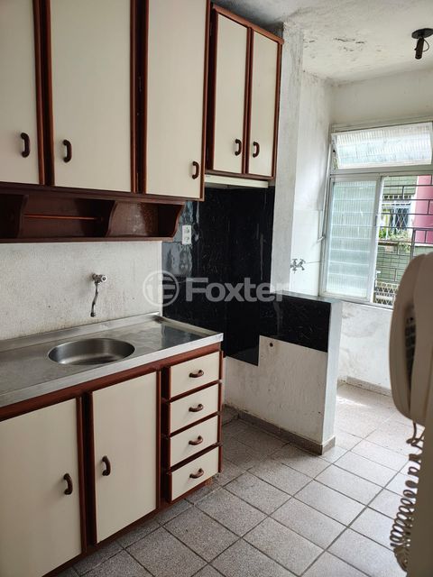 Image 1 - 940371