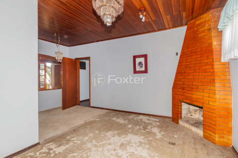 Image 3 - 941245