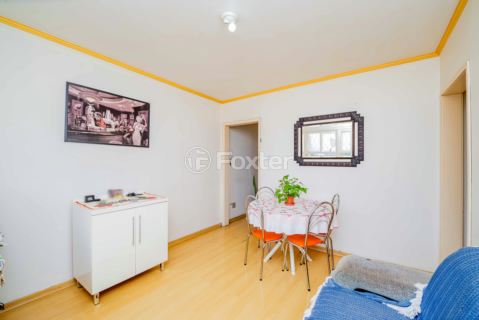 Image 3 - 941776