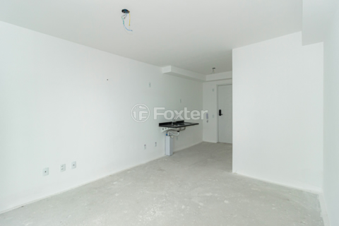 Image 7 - 941832