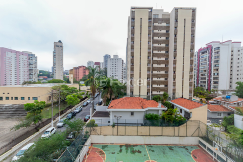 Image 8 - 942485