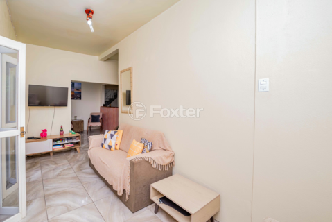 Image 9 - 942515