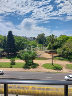 Image 7 - 943426