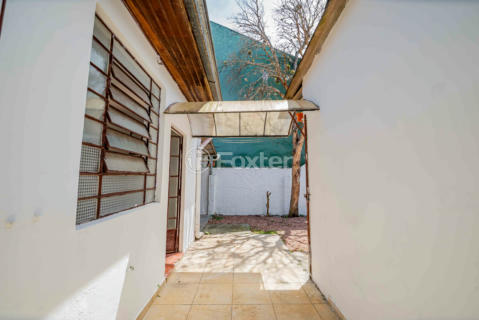 Image 37 - 944418