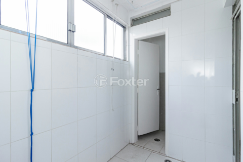 Image 21 - 944985
