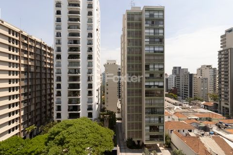 Image 19 - 945118