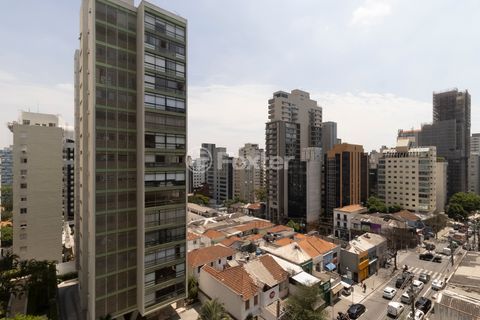 Image 24 - 945118