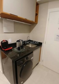Image 3 - 945175
