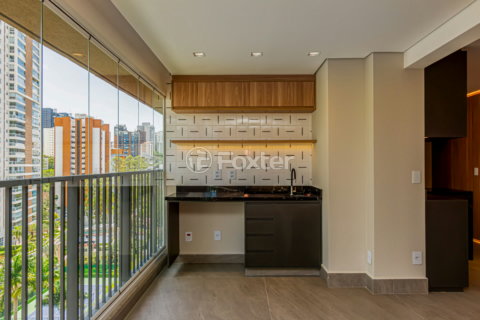 Image 33 - 945179