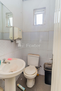Image 35 - 945247