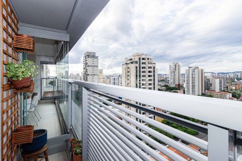 Image 4 - 945284