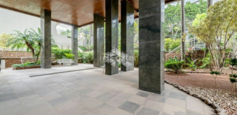 Image 52 - 946614