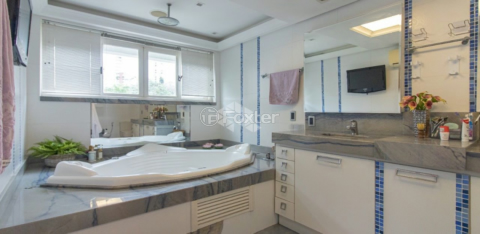 Image 31 - 946614