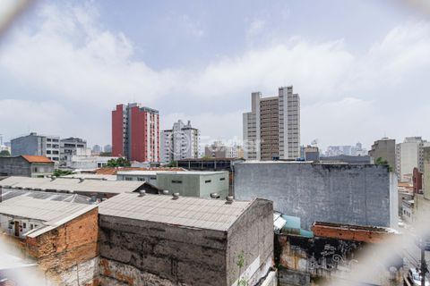 Image 2 - 946884