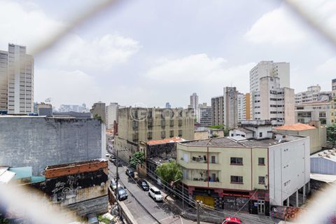 Image 11 - 946884