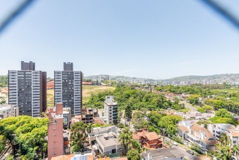 Image 15 - 947658