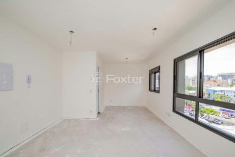 Image 3 - 948504