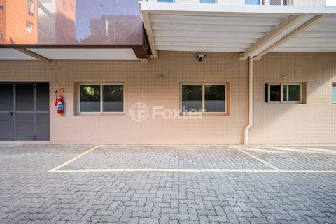 Image 33 - 948581