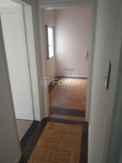 Image 7 - 948630