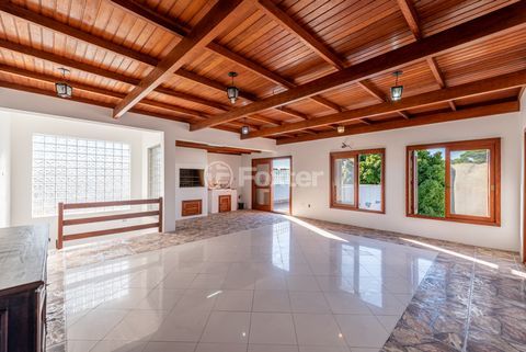 Image 31 - 949050