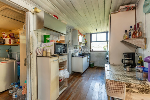 Image 30 - 949725