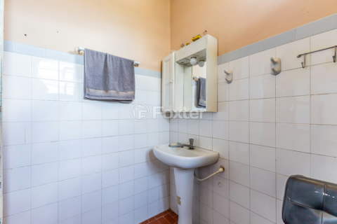 Image 33 - 949725