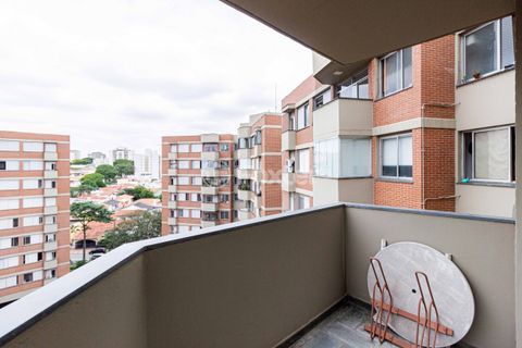 Image 5 - 950008