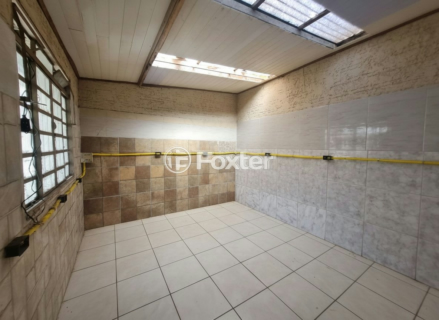 Image 7 - 950011