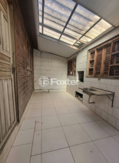 Image 11 - 950011
