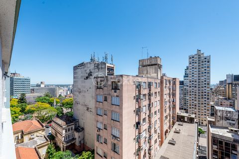 Image 10 - 950260