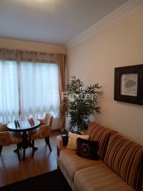 Image 4 - 950357