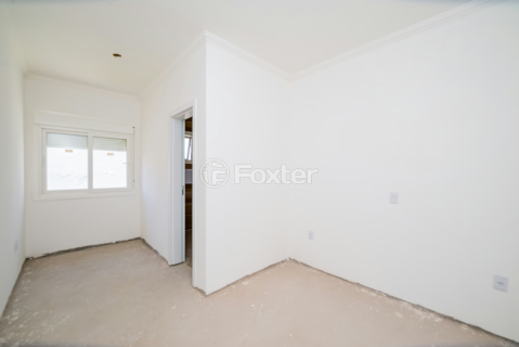 Image 33 - 950737
