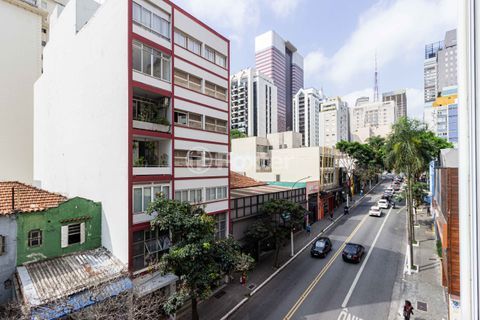 Image 23 - 951059