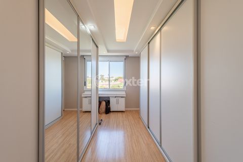 Image 17 - 951177