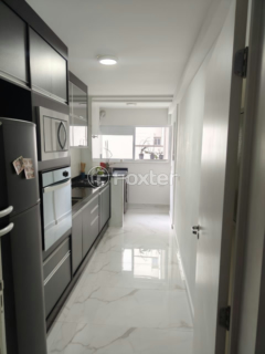 Image 4 - 951680