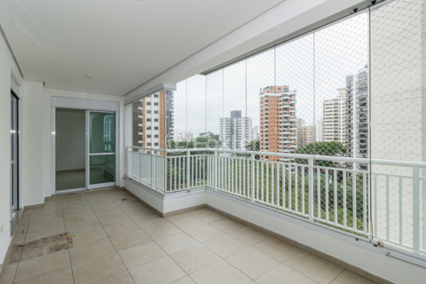 Image 3 - 952023