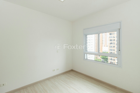Image 21 - 952023