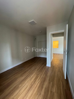 Image 3 - 952292