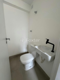 Image 4 - 952292